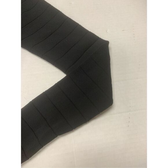 Guess Cut Out Detail Dress - Picture 4 of 7